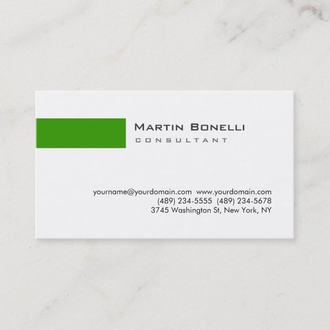 Modern White Green Simple Consultant Business Card Visitenkarte (Vorderseite)
