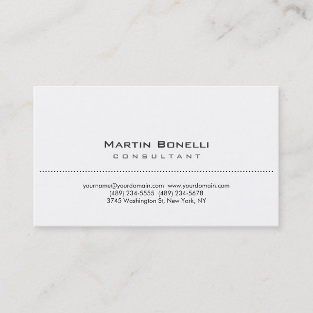 Modern White Simple Consultant Business Card Visitenkarte (Vorderseite)