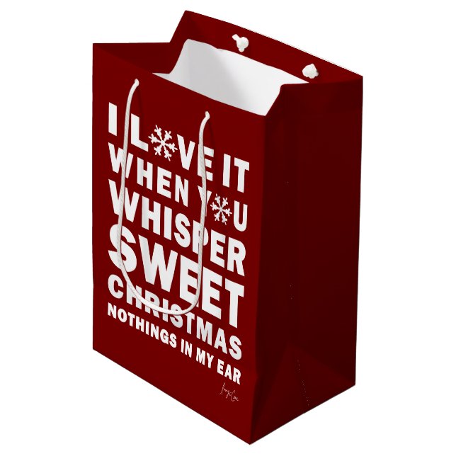 Modern Xmas Dark Red & White Gift Bag | Sweet Xmas Mittlere Geschenktüte (Vorderseite Schrägansicht)