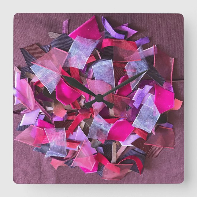 Moderne 3D-Effekt bordeauxrosa lila Bänder Quadratische Wanduhr (Vorderseite)