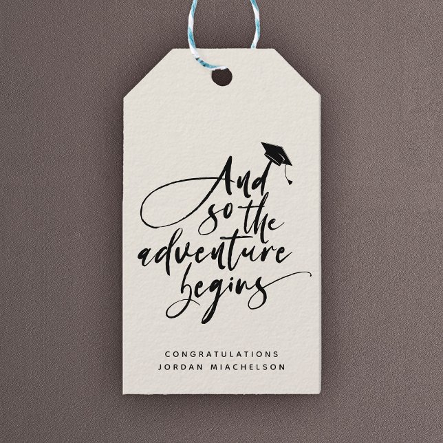 Moderne Abschluss Script Kalligraphie Glückwunsch  Geschenkanhänger (Von Creator hochgeladen)