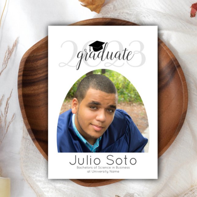 Moderne Abschluss Typografie 2023 Foto Einladung (Von Creator hochgeladen)