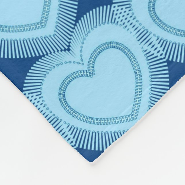 Moderne Abstrakte Herzen - Sky Blue und Cobalt Fleecedecke (Ecke)