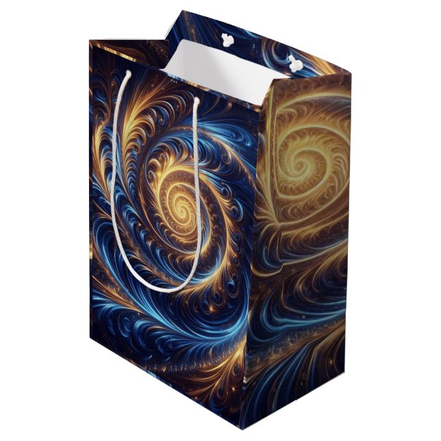 Moderne Abstrakte Space Royal Blue und Gold Wirbel Mittlere Geschenktüte (Rückseite Schrägansicht)