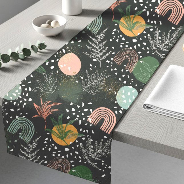 Moderne abstrakte Terrazzo- und botanische Collage Kurzer Tischläufer (Von Creator hochgeladen)