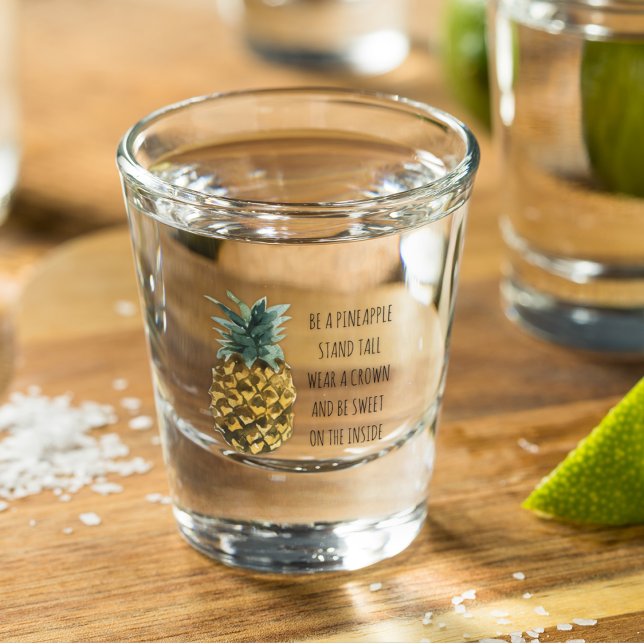 Moderne Ananas mit Aquarellfarbe & positives Zitat Schnapsglas (Von Creator hochgeladen)
