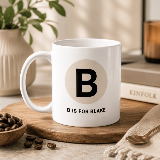 Moderne Anfangs-Tasse – „B ist für [Name]“-Design Kaffeetasse (Von Creator hochgeladen)