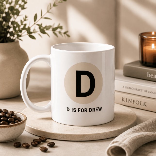 Moderne Anfangs-Tasse – „D steht für [Name]“-Desig Kaffeetasse (Von Creator hochgeladen)