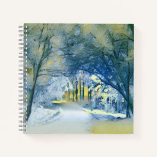 Moderne Aquarellfarben mit bunten, schneebedeckten Notizbuch