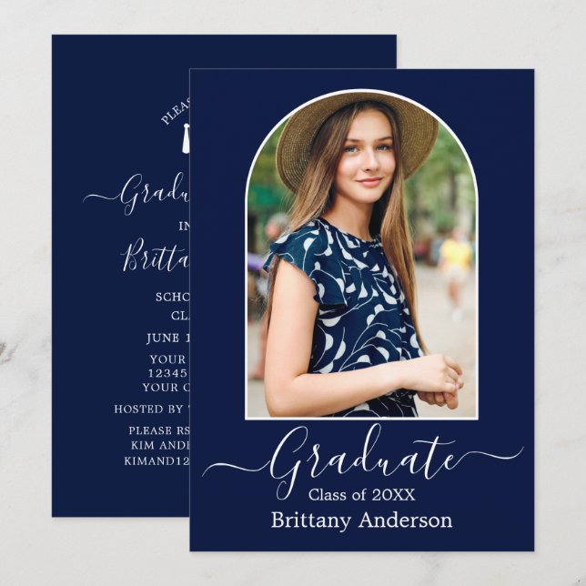 Moderne Arch Calligraphy Blue Graduation Party Einladung (Vorne/Hinten)