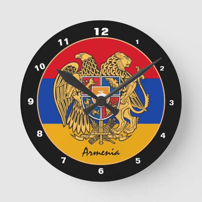 Moderne armenische Flagge, armenische Zuhause / De Runde Wanduhr (Vorderseite)