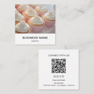 Moderne Backwaren-Foto-QR-Social-Media-Icons Quadratische Visitenkarte