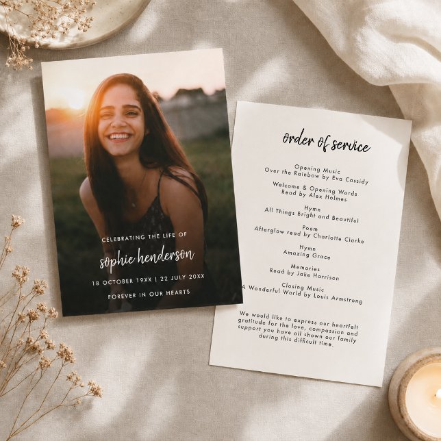 Moderne Beerdigung | Order of Service Life Celebra Programm (Elegant memorial stationery design for a celebration of life or remembrance ceremony.)