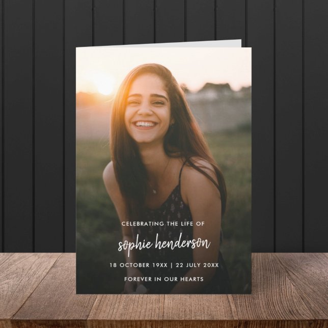 Moderne Beerdigung | Ordnungsnummer des Dienstes Programm (Von Creator hochgeladen)