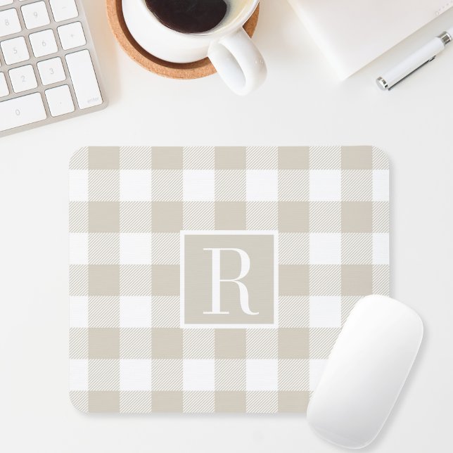 Moderne beige Büffelkaromuster-Monogramm-Initiale Mousepad (Von Creator hochgeladen)