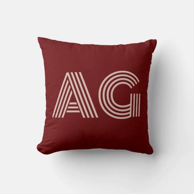 Moderne Beige- und Weinmonogramm Kissen (Vorderseite)