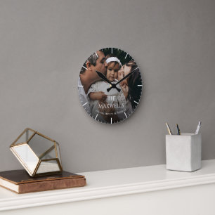 Moderne benutzerdefinierte Familienbaby-Foto Runde Wanduhr