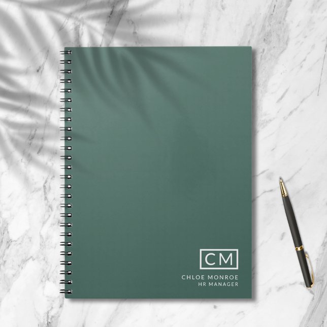 Moderne Berufliche Monogram Initial Sage Green Notizblock (Von Creator hochgeladen)
