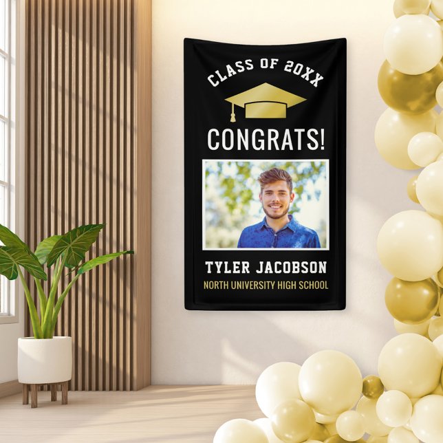 Moderne Black and Gold Foto Graduation Party Banner (Von Creator hochgeladen)