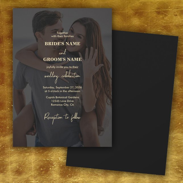 Moderne Black Gold Foto Overlay-Hochzeit Einladung (Modern Black Gold Photo Overlay Wedding)