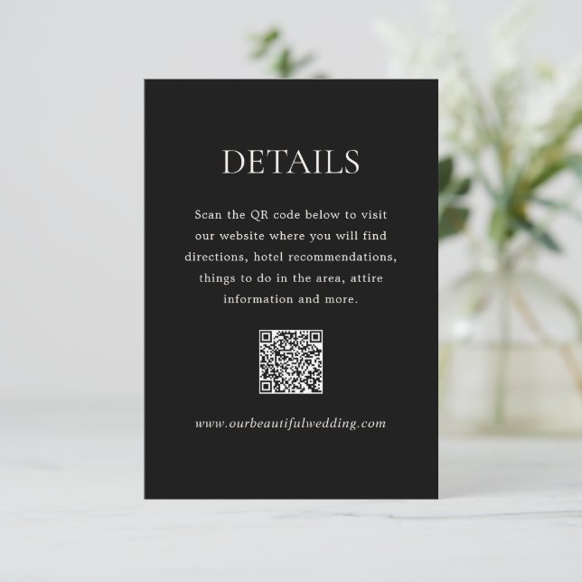 Moderne Black QR Code Elegante Hochzeit Begleitkarte (Stehend Vorderseite)