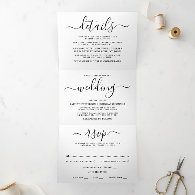 Moderne Black & White Simple Script Wedding Suite Dreifach Gefaltete Einladung (Innenseite)