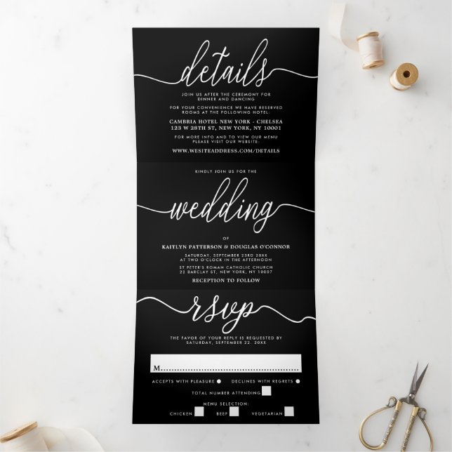 Moderne Black & White Simple Script Wedding Suite Dreifach Gefaltete Einladung (Innenseite)