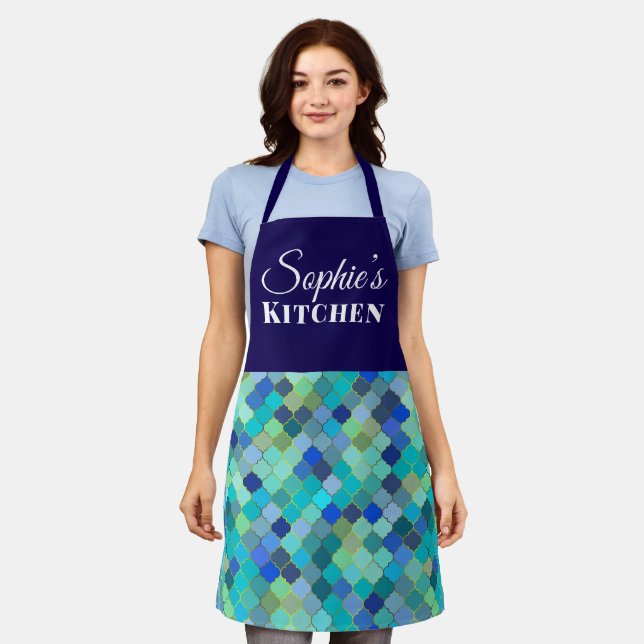 Moderne blaue geometrische personalisierte Küche Schürze (Getragen)