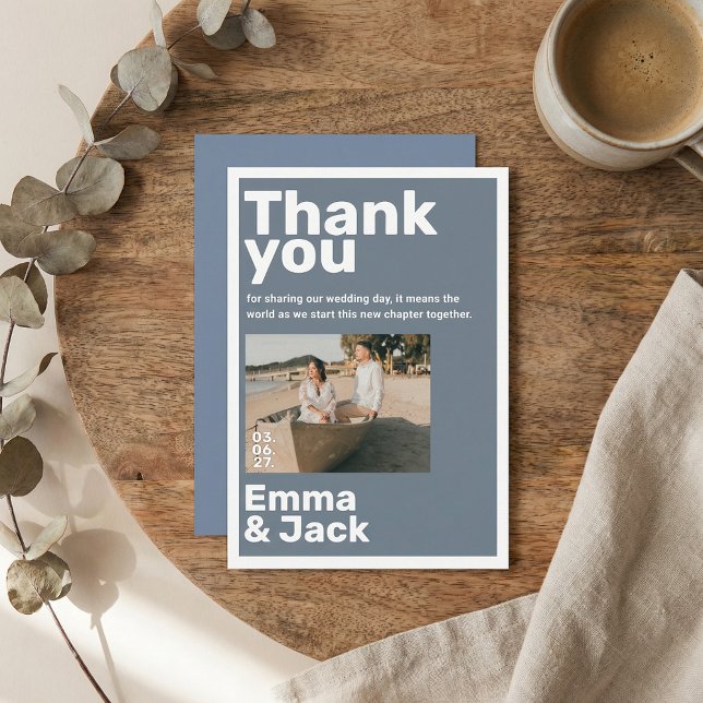 Moderne blaue minimalistische Foto-Hochzeits-Danke Dankeskarte (Modern blue minimalist photo wedding thank you card)