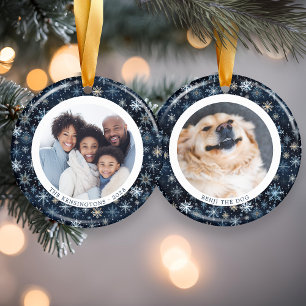 Moderne blaue Schneeflocken Familien-Weihnachten 2 Keramik Ornament