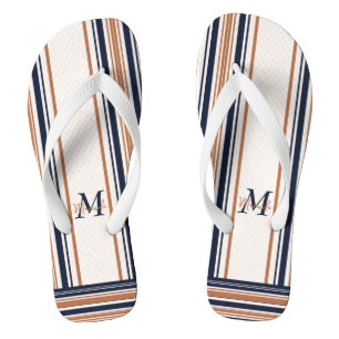 Moderne blaue und goldene weiße Streifen Monogramm Flip Flops