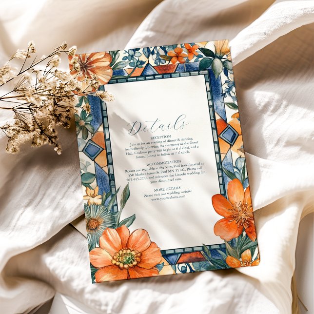 Moderne, blaue und weiße, blühende mediterrane Fli Begleitkarte (Von Creator hochgeladen)