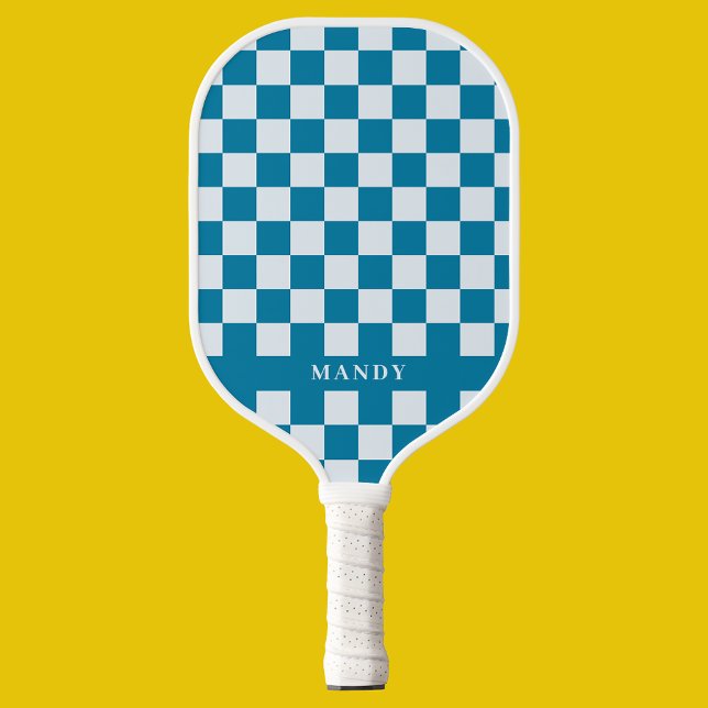 Moderne blaue und weiße Schachbrettmuster-Personal Pickleball Schläger (Modern Blue & White Checkerboard Custom Name Pickleball Paddle
)