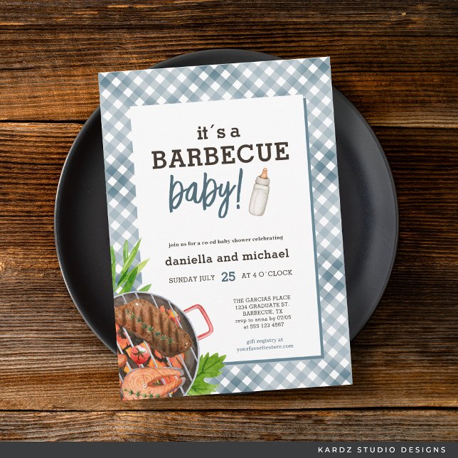 Moderne Blue Gingham Barbecue Baby Dusche Einladung (Invite shown in 5 x 7 inches with square corner, choose size, paper and corner style before checkout)