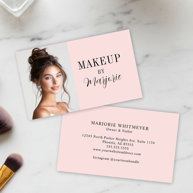 Moderne Blush-Pink-Schwarze Schrift Foto-Make-up Visitenkarte (modern blush pink black script photo makeup business card with modern typography)