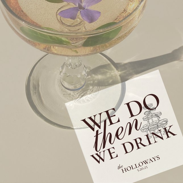 Moderne braune Personalisierte Cocktailstunde Hoch Serviette (Modern Elegant Mousse Brown Wedding Suite Theme with options to personalize for your special day.)