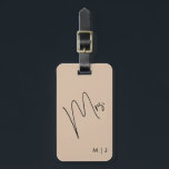 Moderne Brücke | Beige   Schwarzes Skript Gepäckanhänger<br><div class="desc">Zeigen Sie Ihren Brautstolz mit personalisiertem Equipment,  das perfekt für Hochzeiten in Urlaubsort geeignet ist.</div>