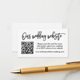 Moderne Brush Script Wedding Website QR Begleitkarte