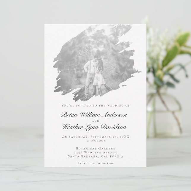 Moderne Brushstroke Foto Wedding | Weiß Einladung (Stehend Vorderseite)