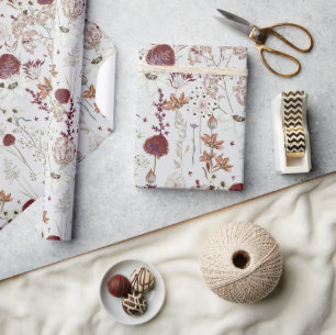 Moderne Burgund-Wildblumen   Elegant Boho Floral Geschenkpapier