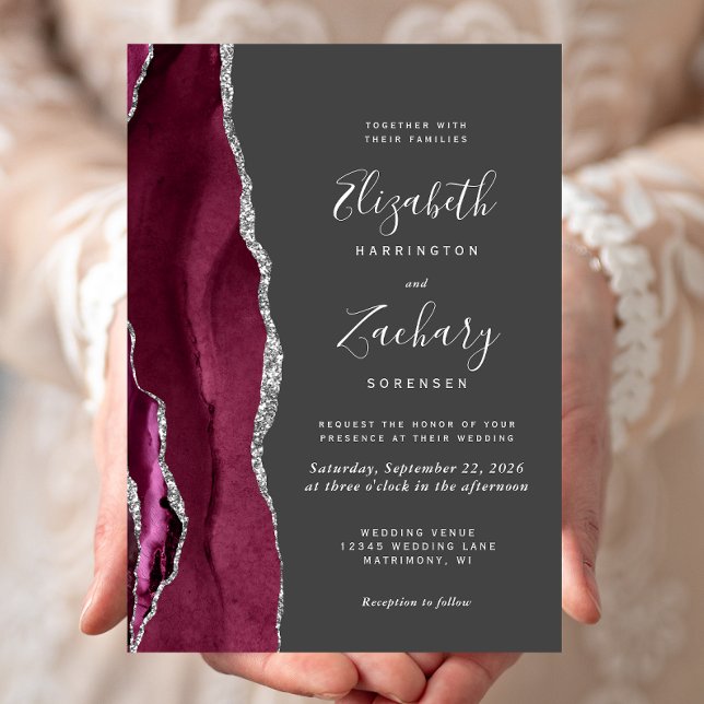Moderne Burgundy Silver Agate Charcoal Gray Weddin Einladung (Von Creator hochgeladen)