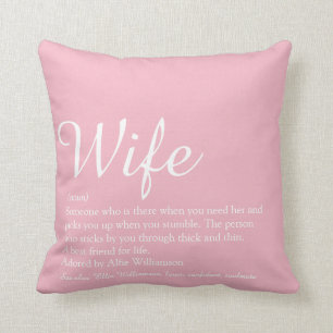 Moderne Chic Script Girly Rosa Lustige Ehefrau Def Kissen