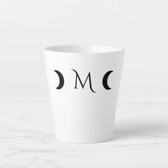 Moderne Crescent Moons weiß und schwarz Monogramm Milchtasse (Vorderseite)