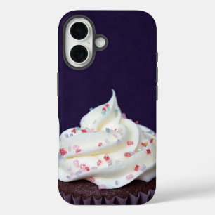 Moderne Cupcake Sprinkles Lila iPhone 16 Hülle