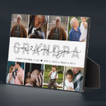Moderne Custom GRANDPA Vatertag FotoCollage Fotoplatte<br><div class="desc">Ein Foto-Sake-Geschenk für Ihren GRANDPA mit einem modernen coolen Schriftart von GRANDPA überlagert mit weich handgeschriebenen Herz-Script-Sprichwort "We Liebe you". Es hat 8 Fotos und einen Text, den Sie personalisieren können. Perfekt als Geschenk für den Vatertag oder sogar für Feiertage. (Foto mit freundlicher Genehmigung von Kelly Sikkema und Jonathan Borba...</div>