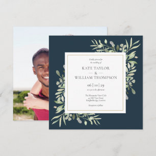 Moderne Deep Sea Blue Greenery Foto Hochzeit Einladung