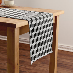 Moderne Diamond Grid, Silber, Dunkelgrau und Schwa Kurzer Tischläufer