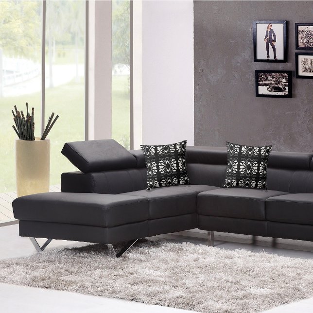 Moderne dramatische Schwarz-Weiß-Abstrakt Kissen (Von Creator hochgeladen)