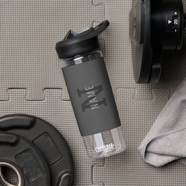 Moderne dunkelgraue monogrammierte Namen (oder and Trinkflasche (Fitnessstudio)