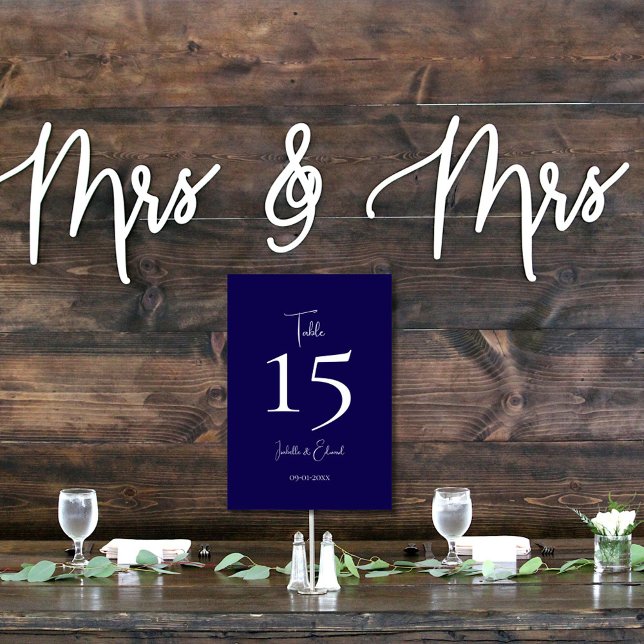 Moderne dunkle Navy-Weiß-Schrift Hochzeitsempfang  Tischnummer (Von Creator hochgeladen)